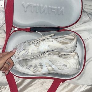 Cheer Infinity Sneaker Great Condition